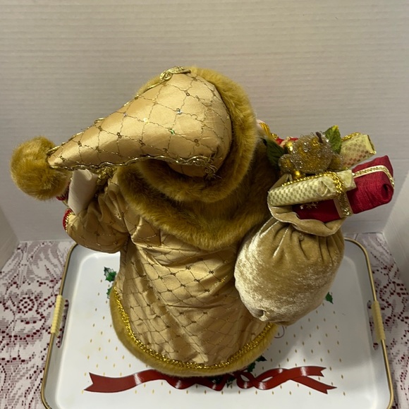 19” Inch Standing Santa Clause. Gold/Red. Christmas Santa bearing Gifts … - Picture 8 of 8